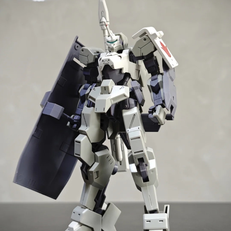 Assembly Model Kit Trident HG  - đánh giá và giá Model Kit Barbatos