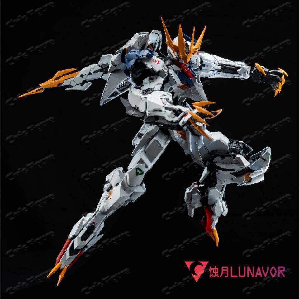 LUNAVOR MG 1/100 Wolf King Bar - đánh giá và giá Model Kit Barbatos